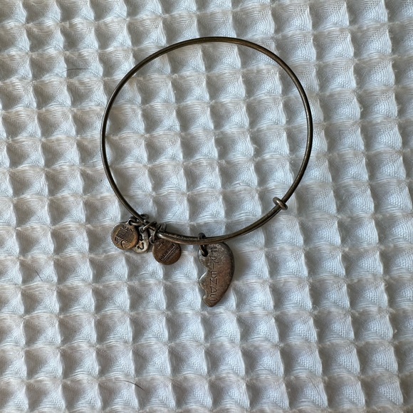 Alex and Ani best friends bracelet - Picture 5 of 6